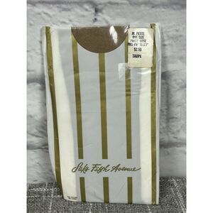 Saks‎ Fifth Avenue Vintage Pantyose Nylons Hosiery Taupe Junior Petite OS 70s